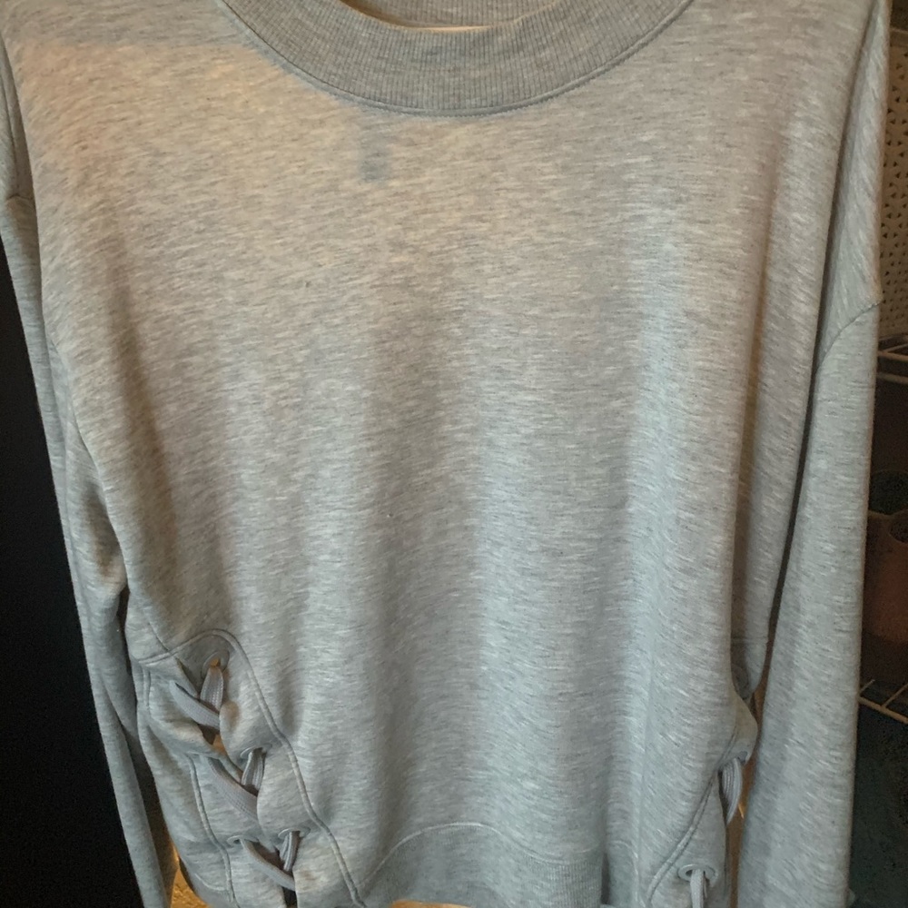 grey crew neck pullover - Picture 2 of 3